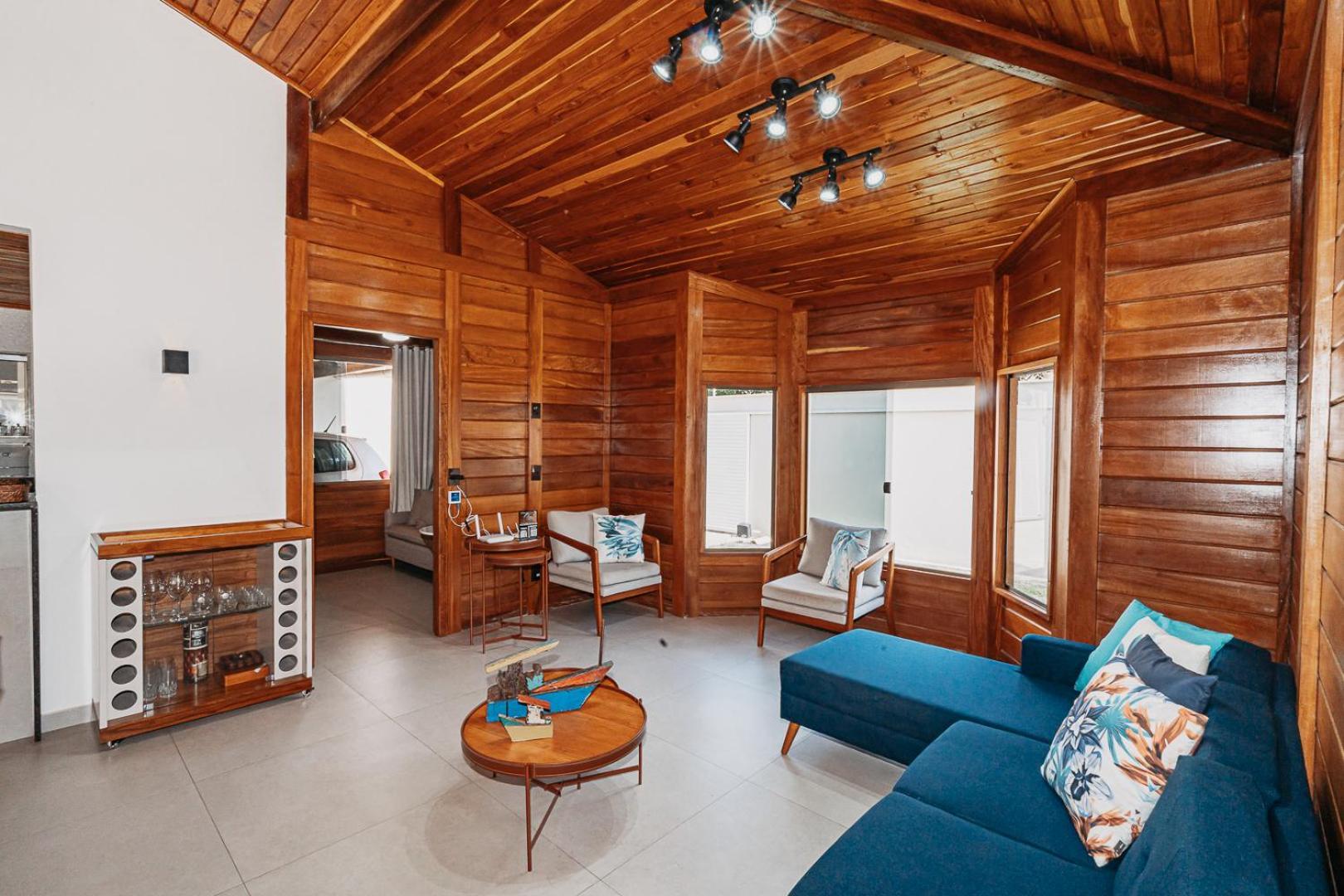 Casadecastelhanos, Quadra Do Mar De Castelhanos, 4 Suites Com Ar, Churrasqueira, Piscina, Hidromassagem, Cozinha Integrada Gourmet Ideal Para Familia E Amigos 安谢塔 外观 照片