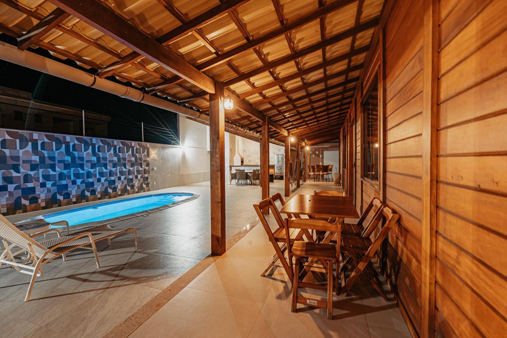 Casadecastelhanos, Quadra Do Mar De Castelhanos, 4 Suites Com Ar, Churrasqueira, Piscina, Hidromassagem, Cozinha Integrada Gourmet Ideal Para Familia E Amigos 安谢塔 外观 照片