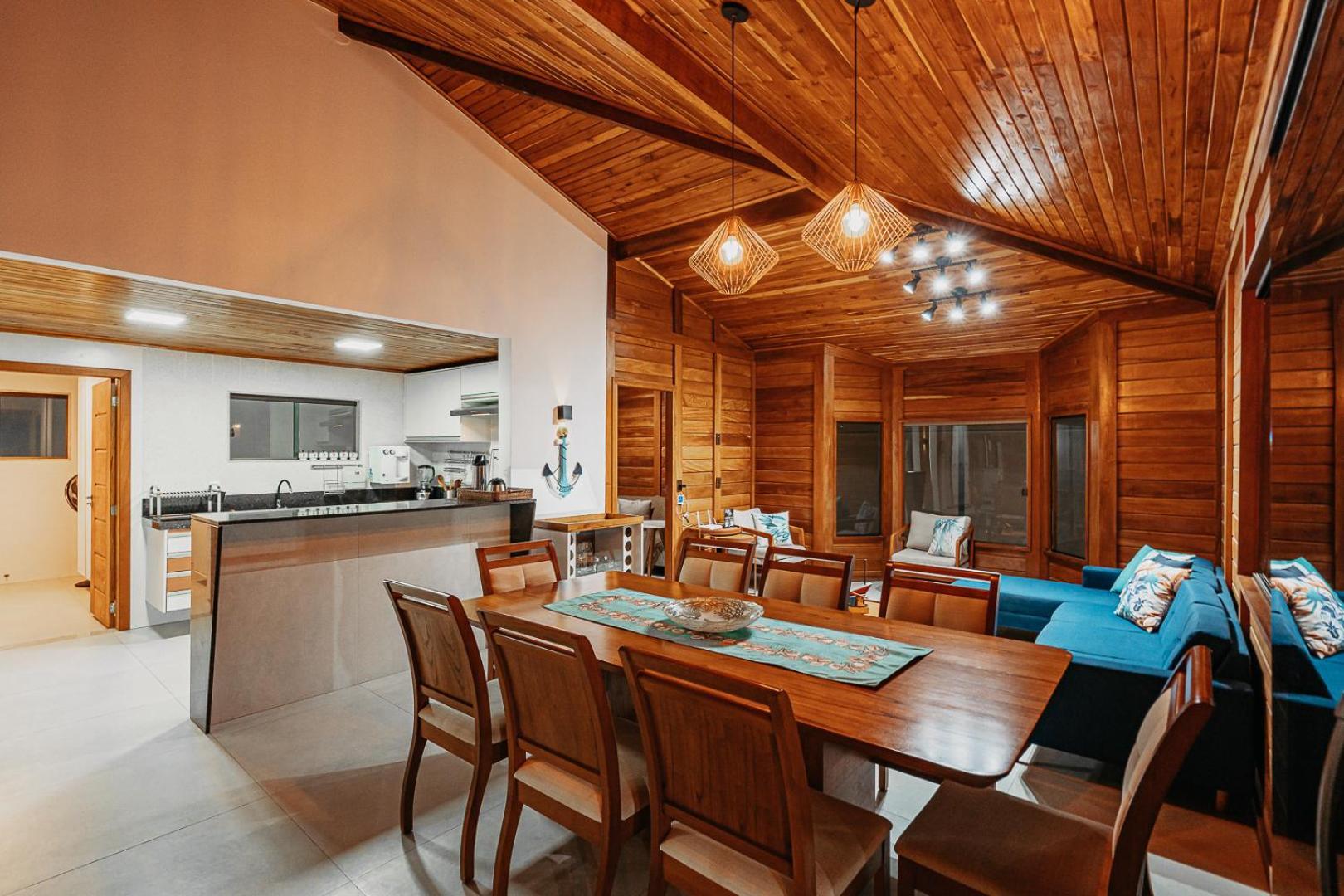 Casadecastelhanos, Quadra Do Mar De Castelhanos, 4 Suites Com Ar, Churrasqueira, Piscina, Hidromassagem, Cozinha Integrada Gourmet Ideal Para Familia E Amigos 安谢塔 外观 照片