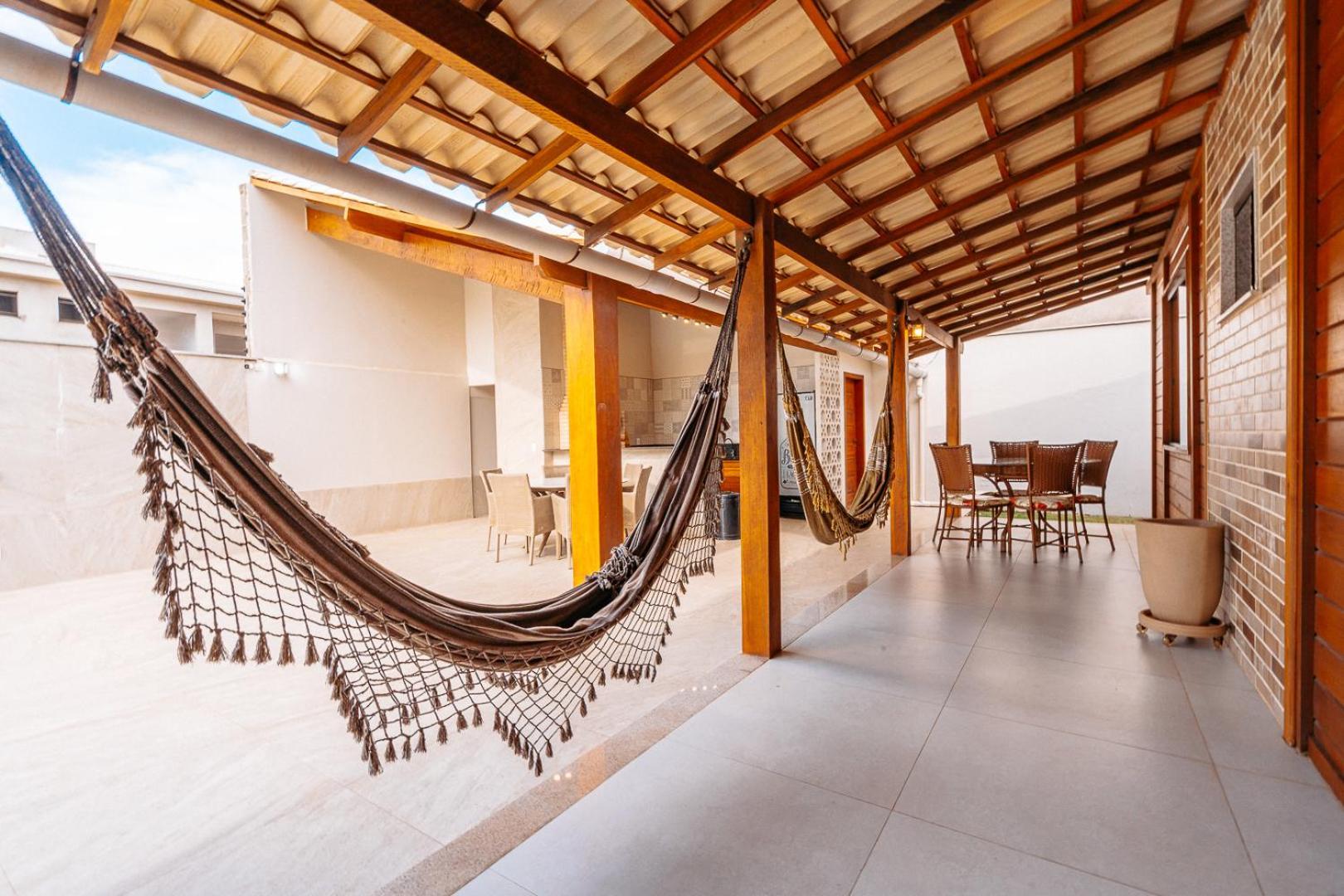 Casadecastelhanos, Quadra Do Mar De Castelhanos, 4 Suites Com Ar, Churrasqueira, Piscina, Hidromassagem, Cozinha Integrada Gourmet Ideal Para Familia E Amigos 安谢塔 外观 照片