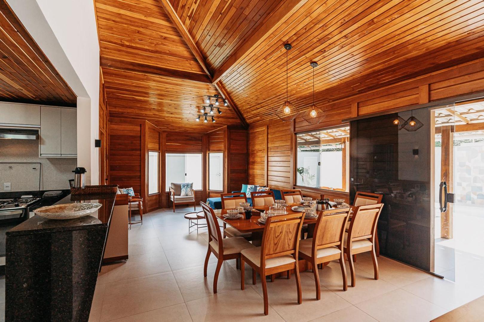 Casadecastelhanos, Quadra Do Mar De Castelhanos, 4 Suites Com Ar, Churrasqueira, Piscina, Hidromassagem, Cozinha Integrada Gourmet Ideal Para Familia E Amigos 安谢塔 外观 照片